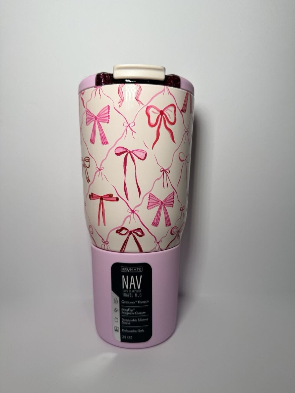 BruMate Limited Edition BOWS 25oz Nav Tumbler Mug BNWT BNIB | SOLD OUT